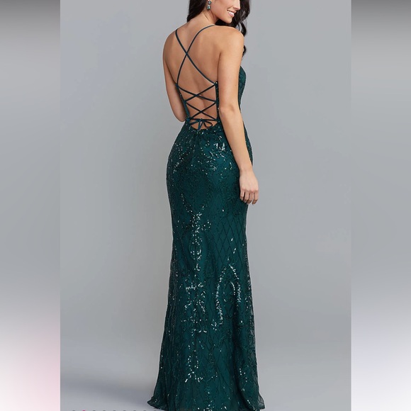 PromGirl Statement-Back Long Sequin Prom Dress - Picture 2 of 8